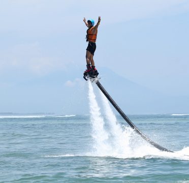 LeFly Board à Bali : une aventure hors-norme ! (Crédit photo : flyboard-bali.com)