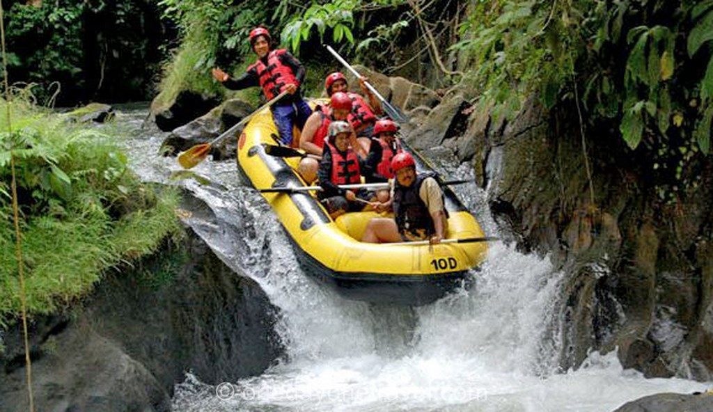 Le rafting promet une expérience époustouflante ! (Crédit photo : onedayonetravel.com)